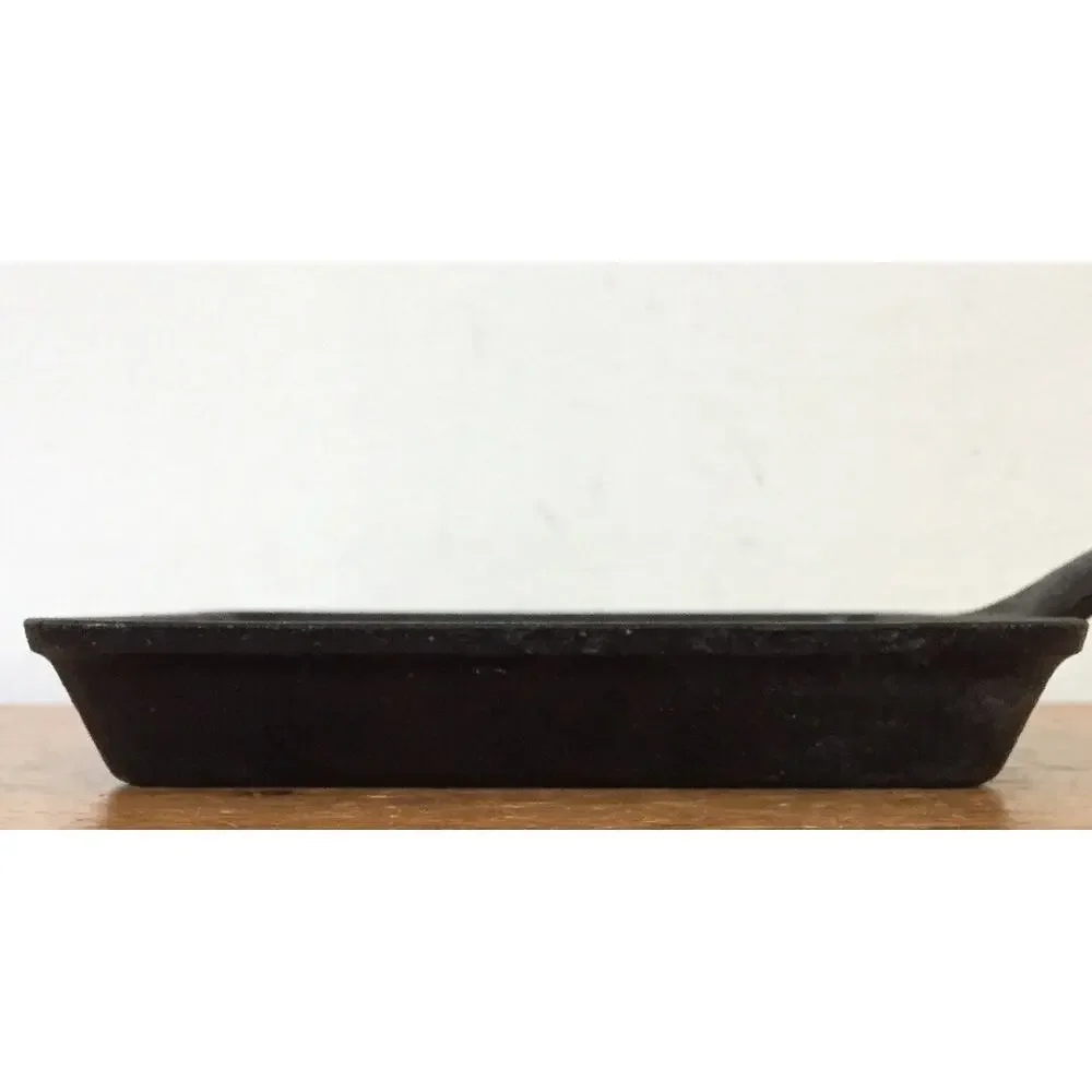 Vtg Lodge 5WS Cast Iron Small Square Cooking Cornbread Camping Frying Pan 5.5